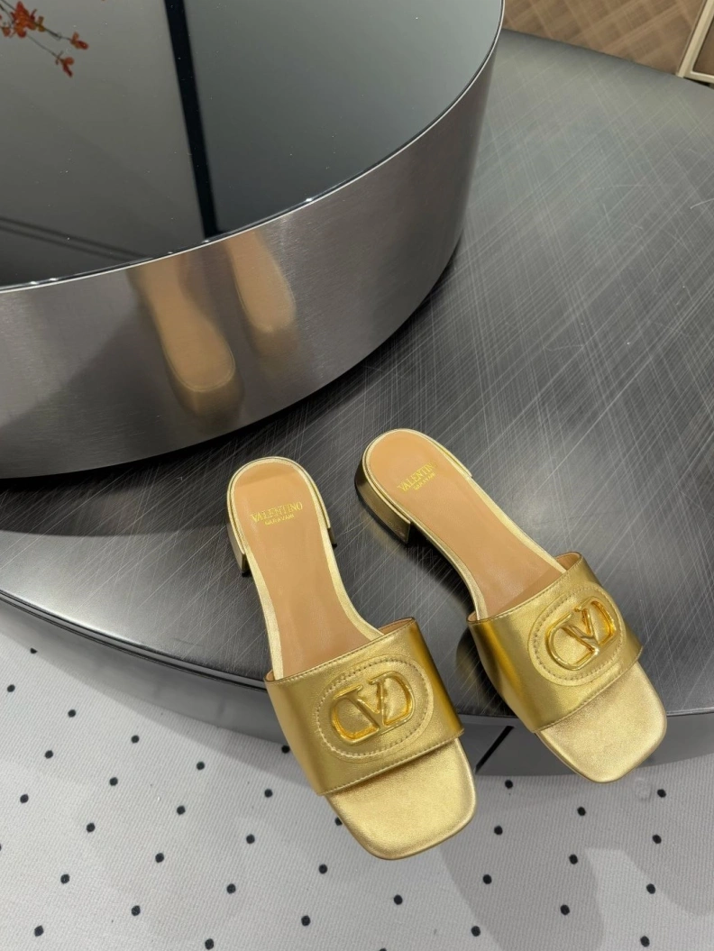 GoodFit Vxlxntino Slippers 229601