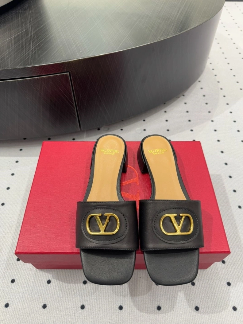 Modern Vxlxntino Slippers 229599