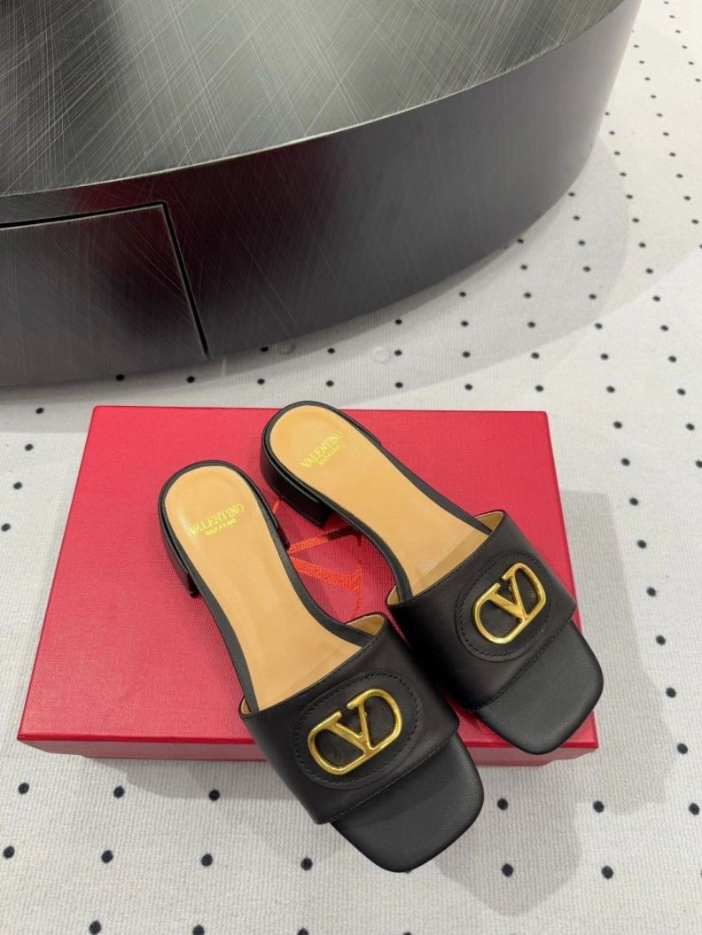 Modern Vxlxntino Slippers 229599