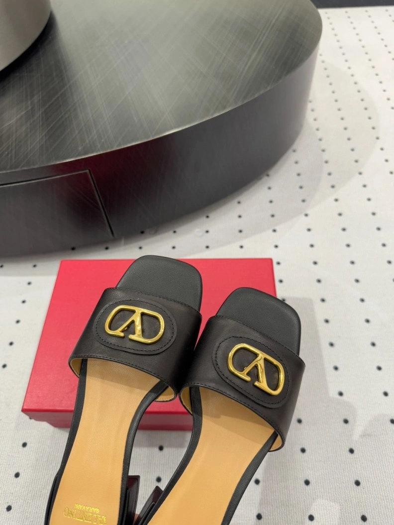Modern Vxlxntino Slippers 229599