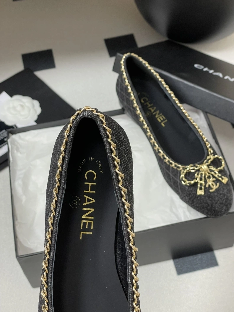 Refined Chxnxl Flat Shoes 120834