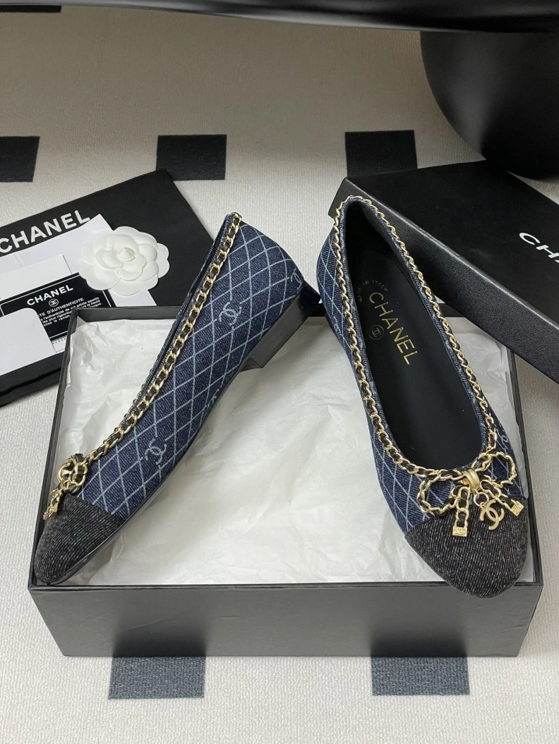 Sleek Chxnxl Flat Shoes 120827