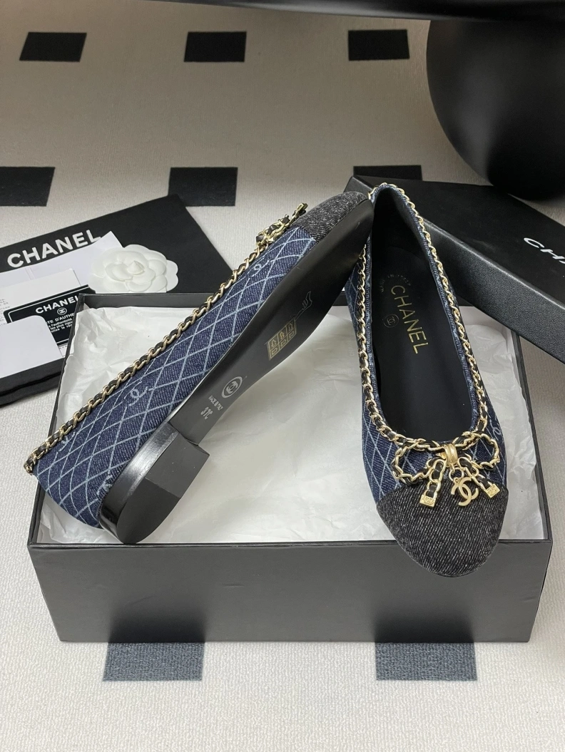 Sleek Chxnxl Flat Shoes 120827