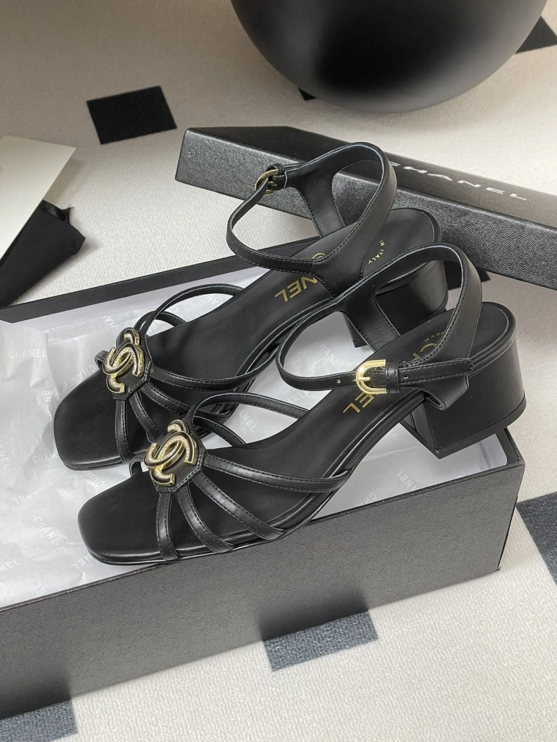Chxnxl Sandals Vibrant 120252
