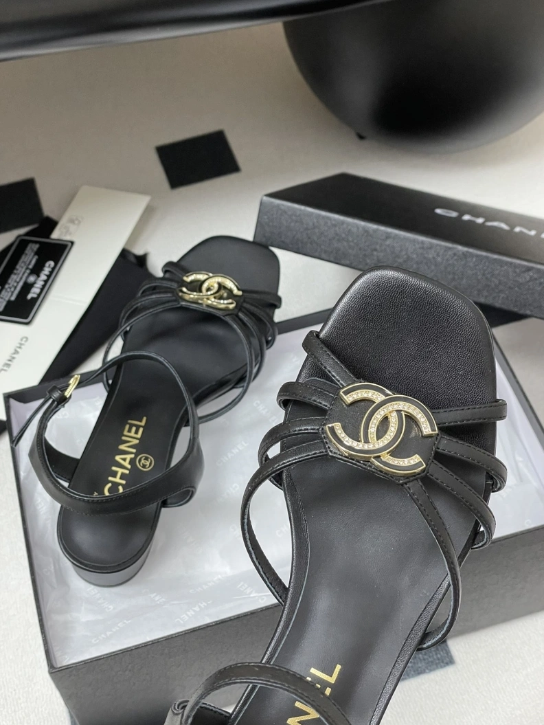 Chxnxl Sandals Vibrant 120252