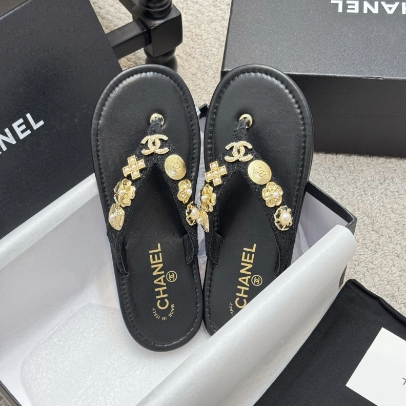 Chxnxl Slippers Sophisticated 119738