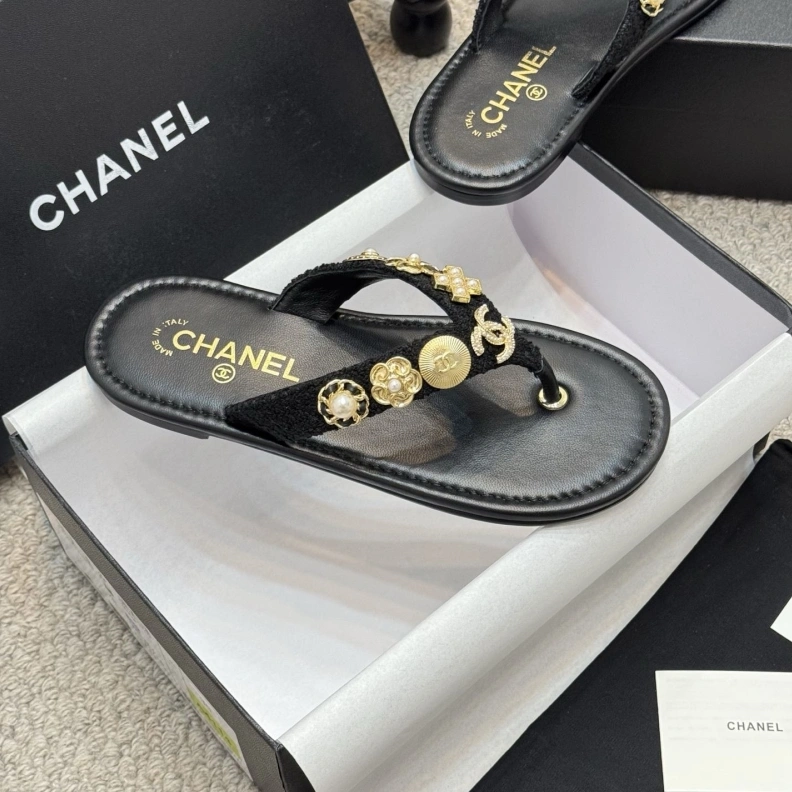 Chxnxl Slippers Sophisticated 119738