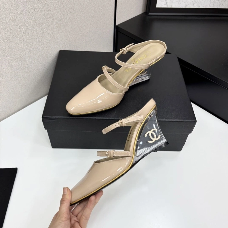 Breathable Chxnxl Sandals 120240
