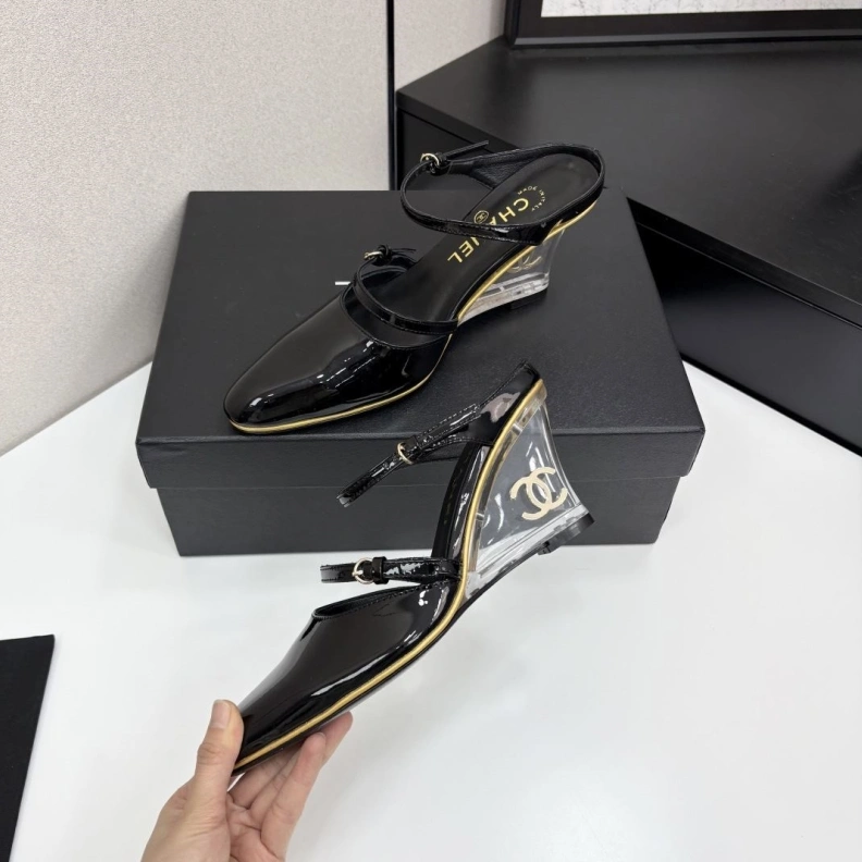 Soft Chxnxl Sandals 120236