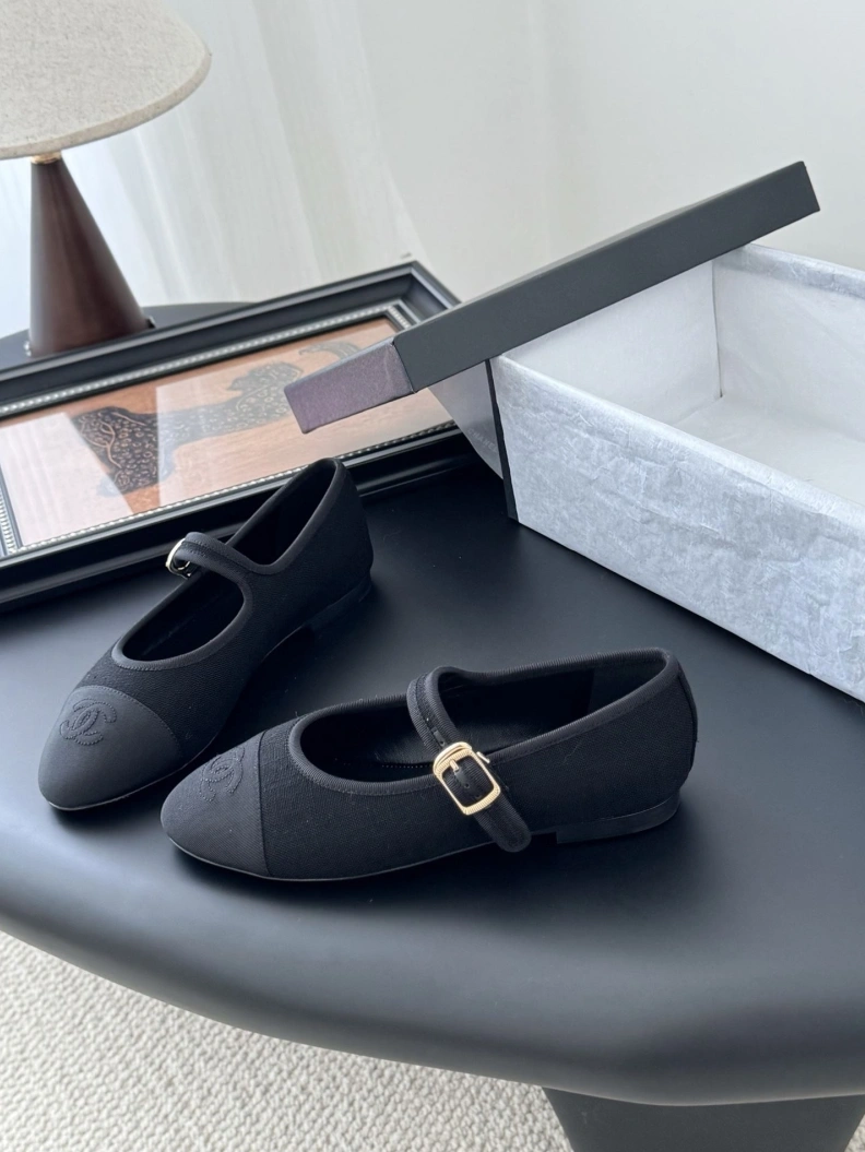 Durable Chxnxl Flat Shoes 120819