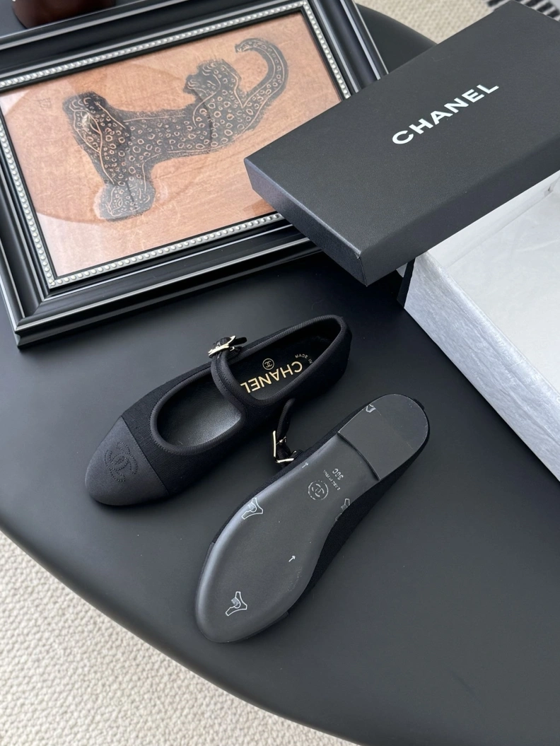 Durable Chxnxl Flat Shoes 120819