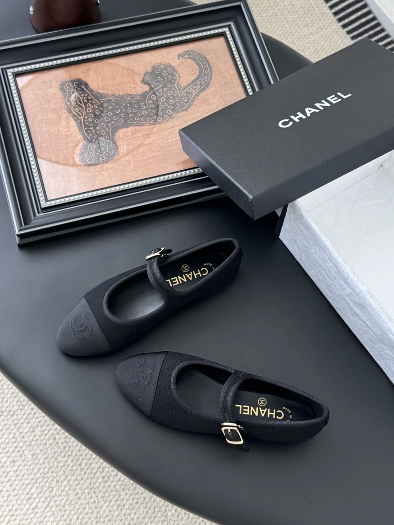 Durable Chxnxl Flat Shoes 120819