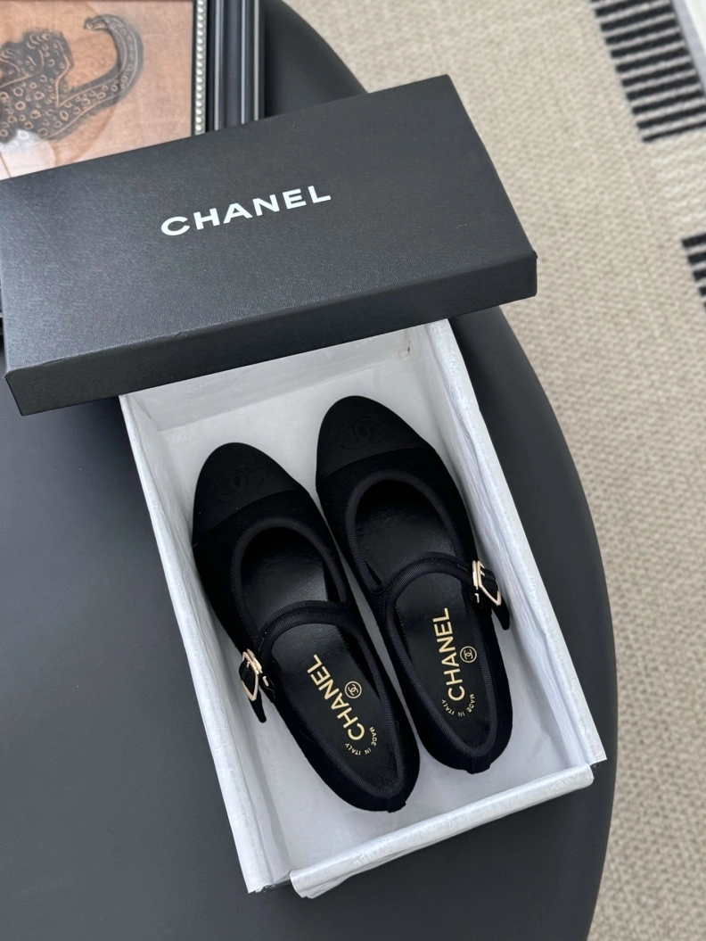 Durable Chxnxl Flat Shoes 120819