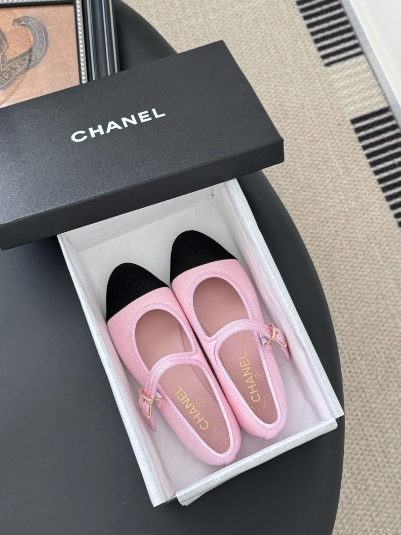 Reliable Chxnxl Flat Shoes 120814