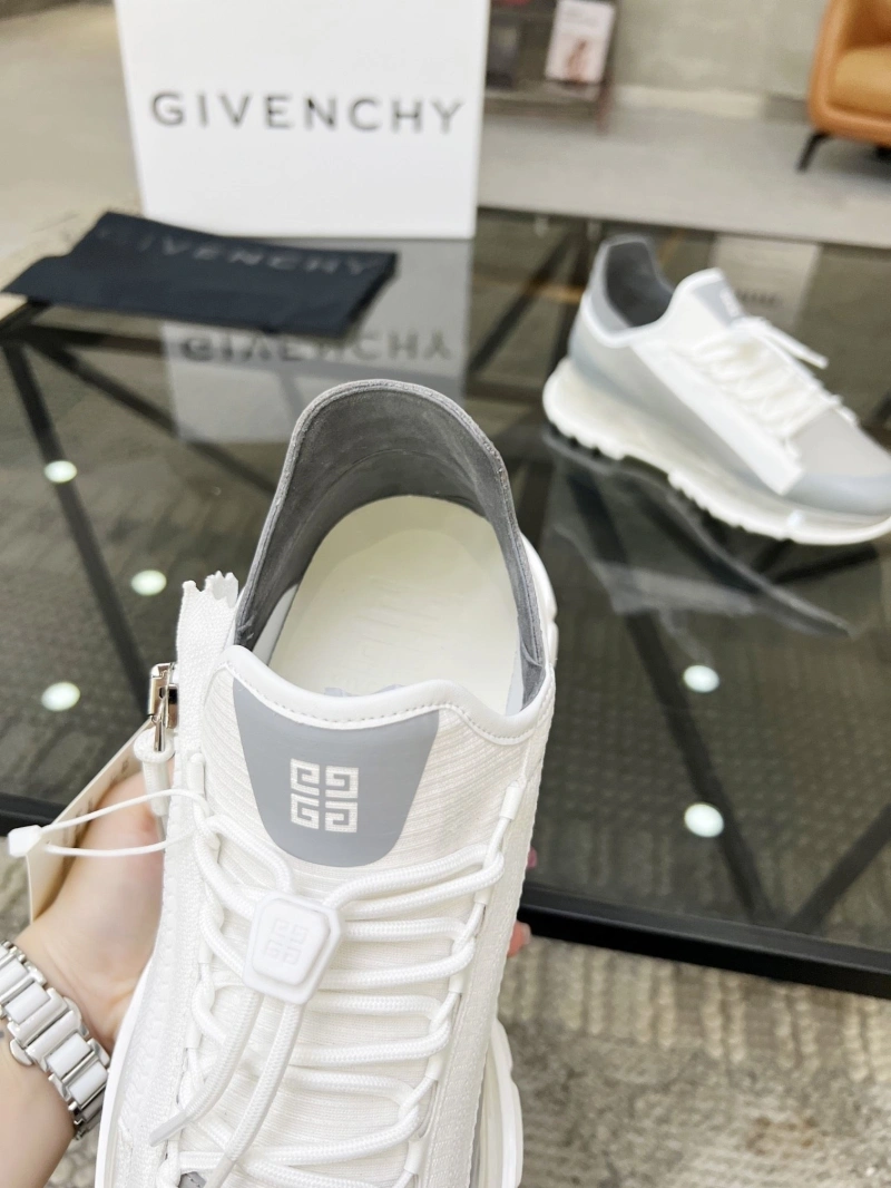 Gxvxnchy Sneakers Lightweight 153757