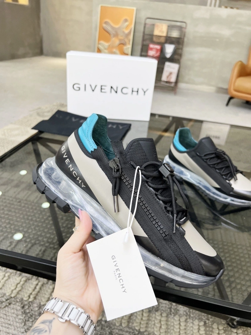 Gxvxnchy Sneakers SmartChoice 153756