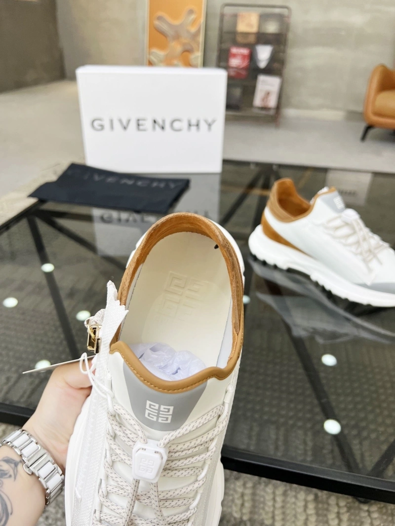 Gxvxnchy Sneakers Lightweight 153755