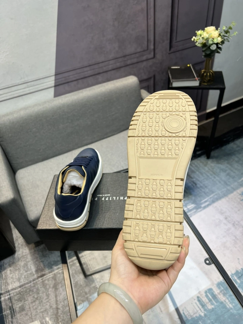 Gxvxnchy Sneakers AllSeason 153751
