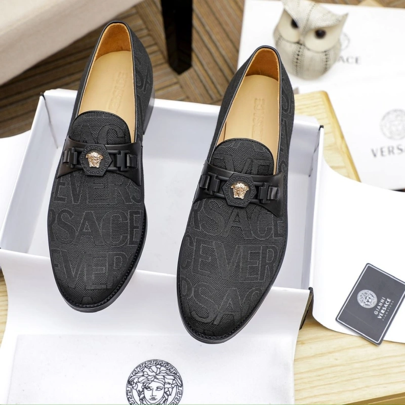 Flexible Gxvxnchy Leather Shoes 153829