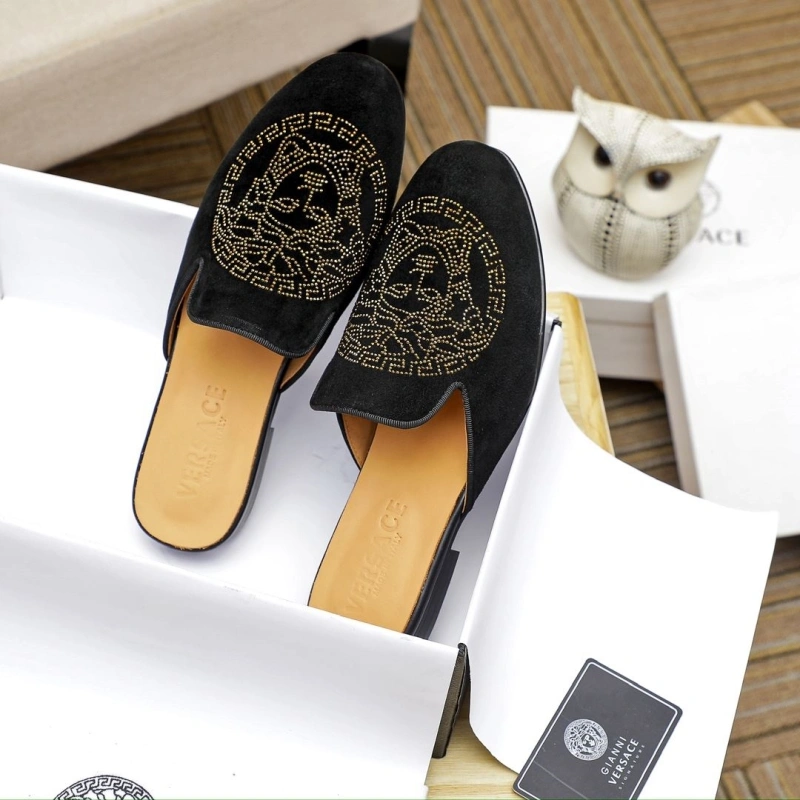 EasyMatch Gxvxnchy Slippers 153798