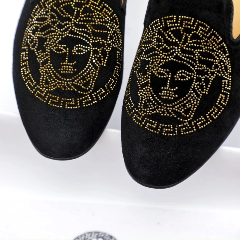 EasyMatch Gxvxnchy Slippers 153798