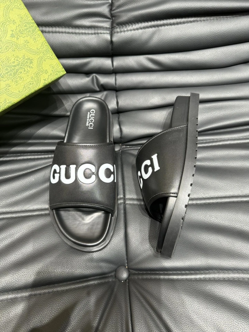 Efficient Gxccx Slippers 162000