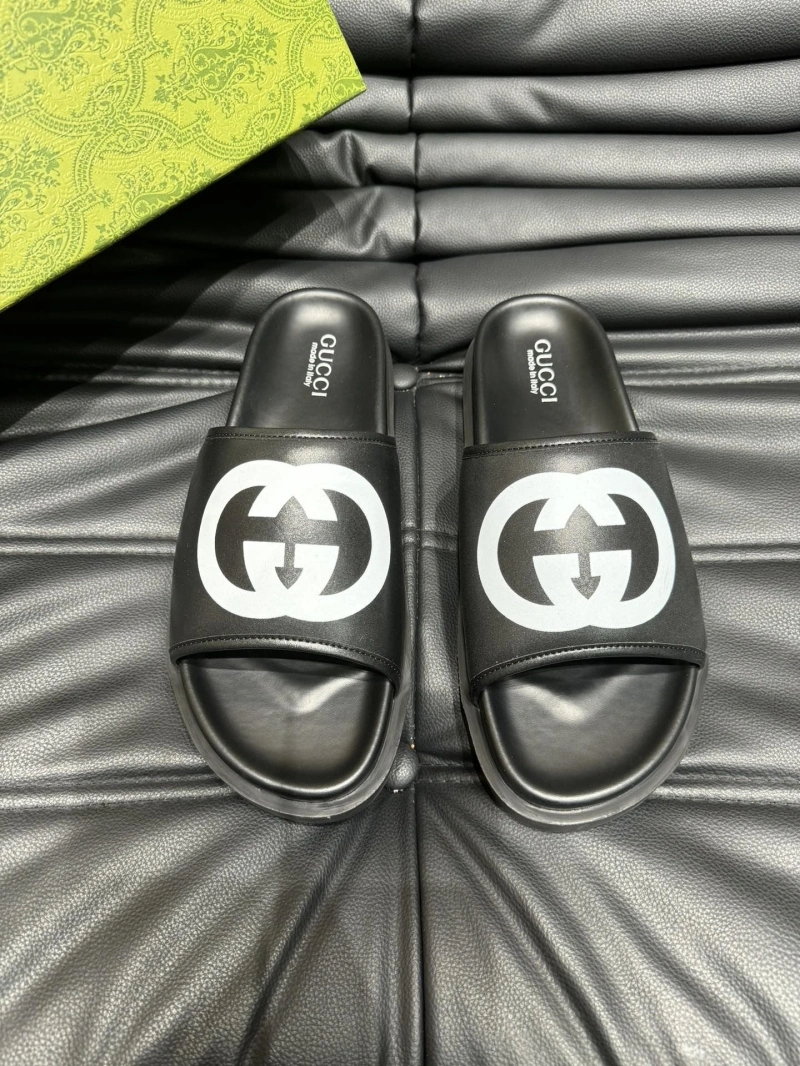 Resilient Gxccx Slippers 161997