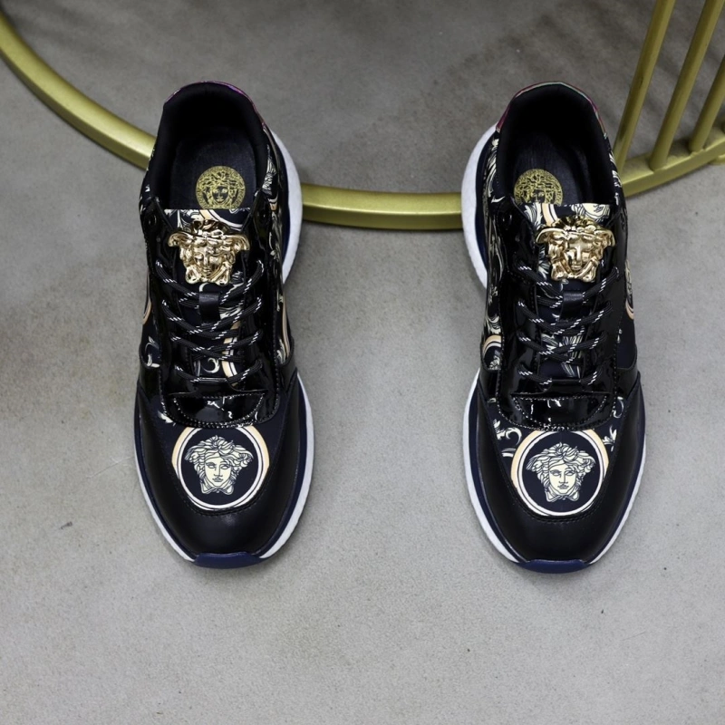 Soft Gxvxnchy Sneakers 153750