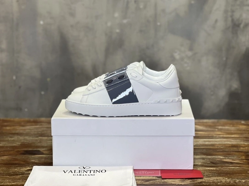 GoAnywhere Vxlxntino Casual Shoes 231432