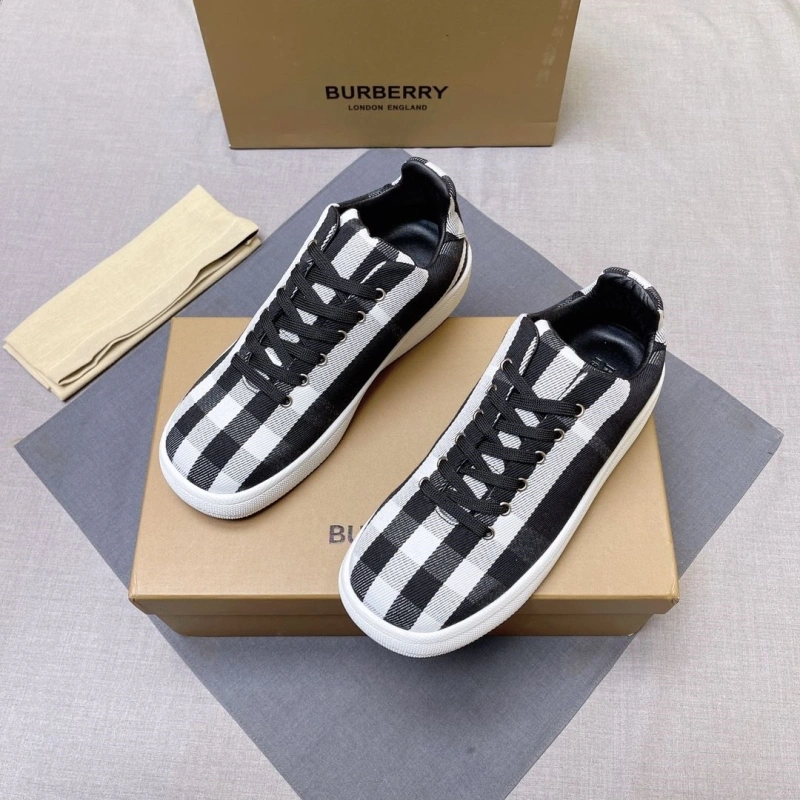 Timeless Bxrbxrry Sneakers 115299