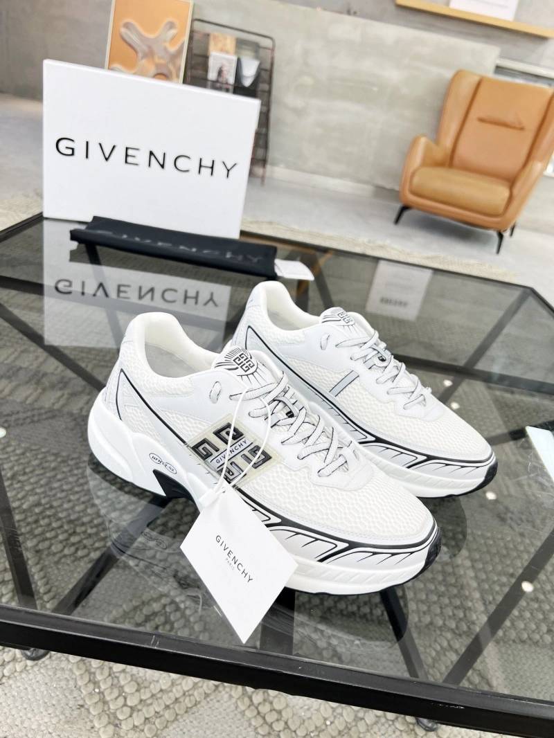 Gxvxnchy Sneakers HighQuality 153745