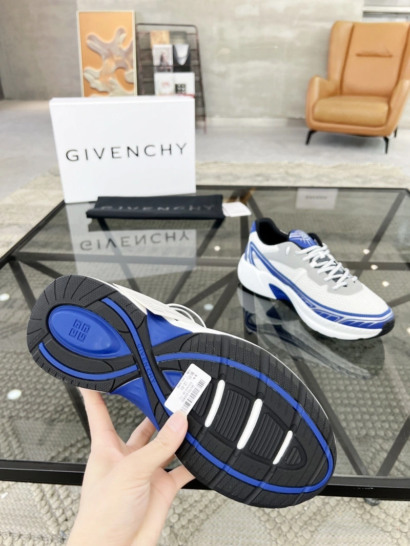 Gxvxnchy Sneakers UrbanStyle 153728