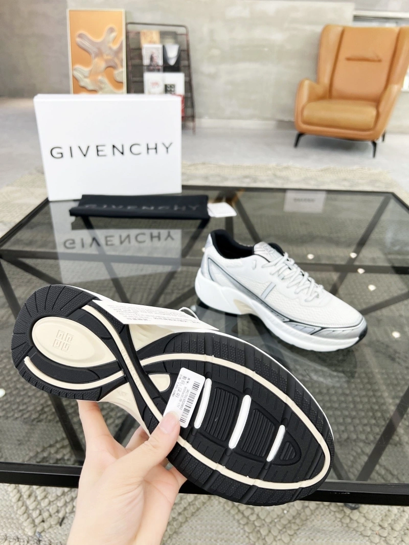 Gxvxnchy Sneakers Comfortable 153740