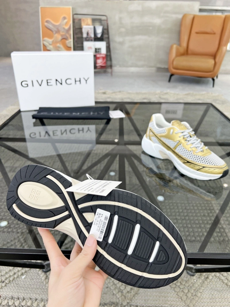 ModernLook Gxvxnchy Sneakers 153738