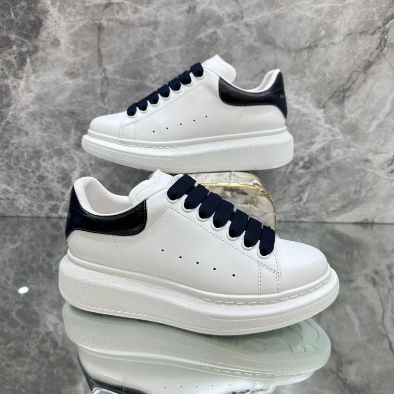 GoAnywhere Mxnclxr Sneakers 197610