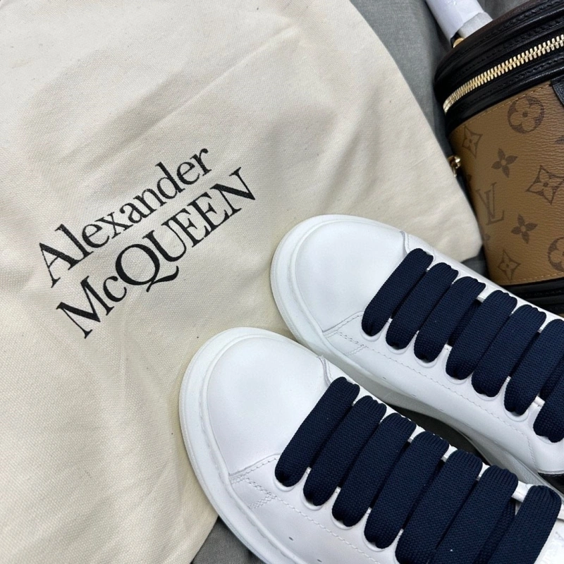 GoAnywhere Mxnclxr Sneakers 197610