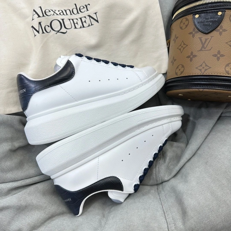 GoAnywhere Mxnclxr Sneakers 197610