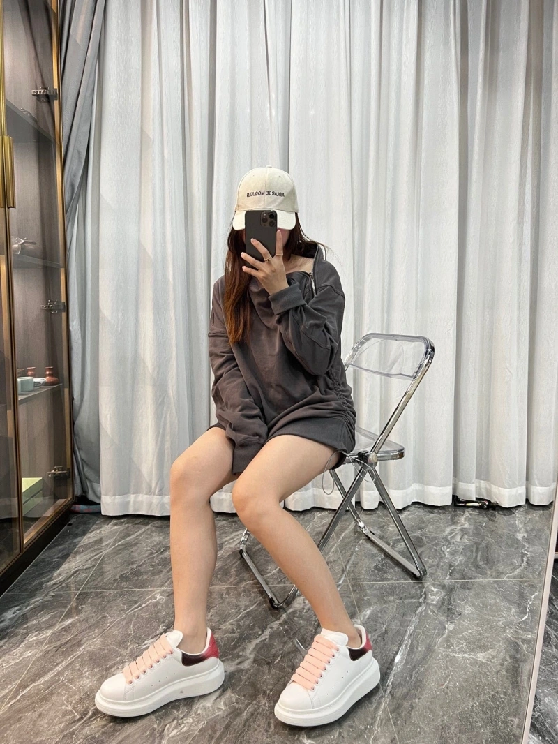 Durable Mxnclxr Sneakers 197609