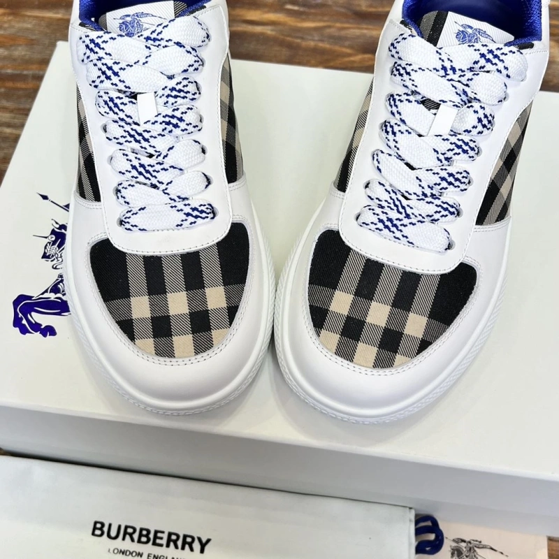 Minimalist Bxrbxrry Sneakers 115292