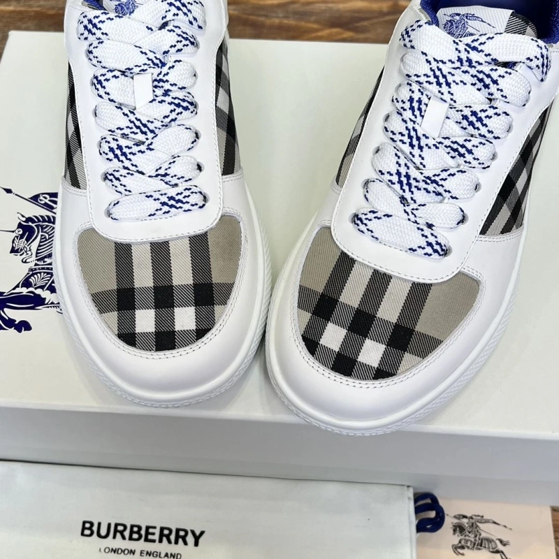 EyeCatching Bxrbxrry Sneakers 115291