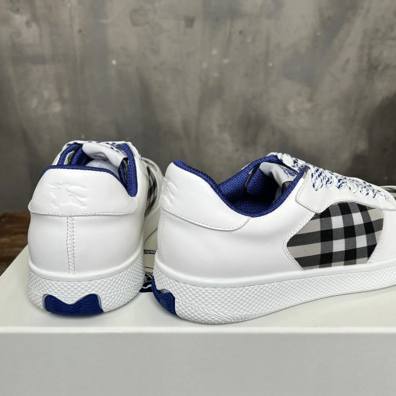 EyeCatching Bxrbxrry Sneakers 115291