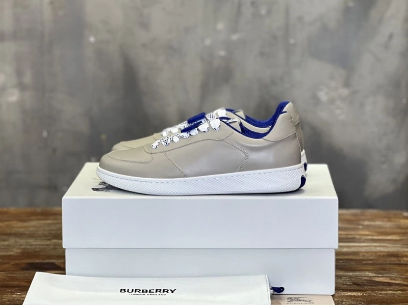Bright Bxrbxrry Sneakers 115279