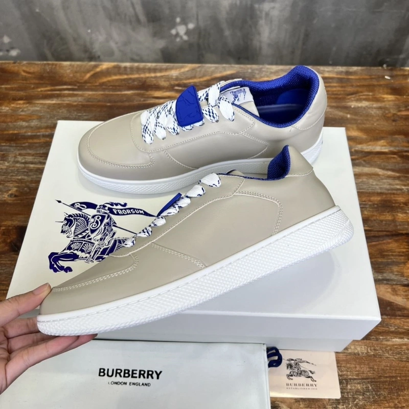 Bright Bxrbxrry Sneakers 115279