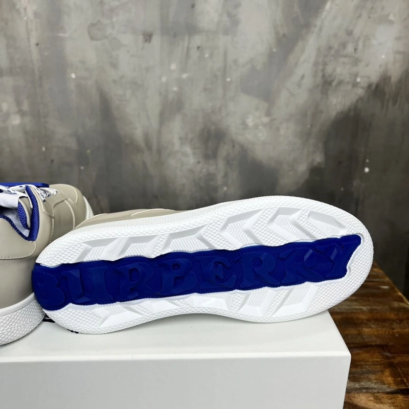 Bright Bxrbxrry Sneakers 115279