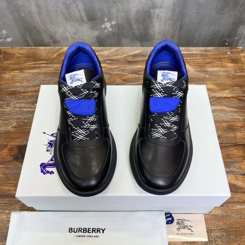 Versatile Bxrbxrry Sneakers 115286
