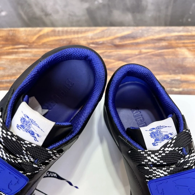 Versatile Bxrbxrry Sneakers 115286
