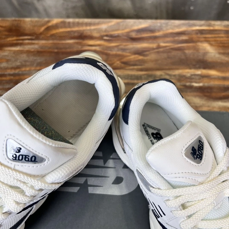 Flexible Nxkx Sneakers 199159