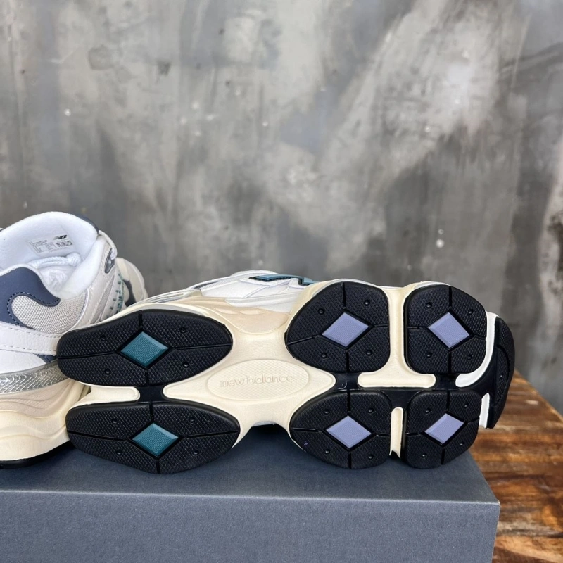 Vibrant Nxkx Sneakers 199157