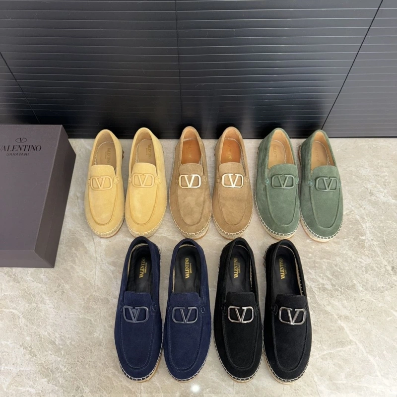 Timeless Vxlxntino Leather Shoes 231400