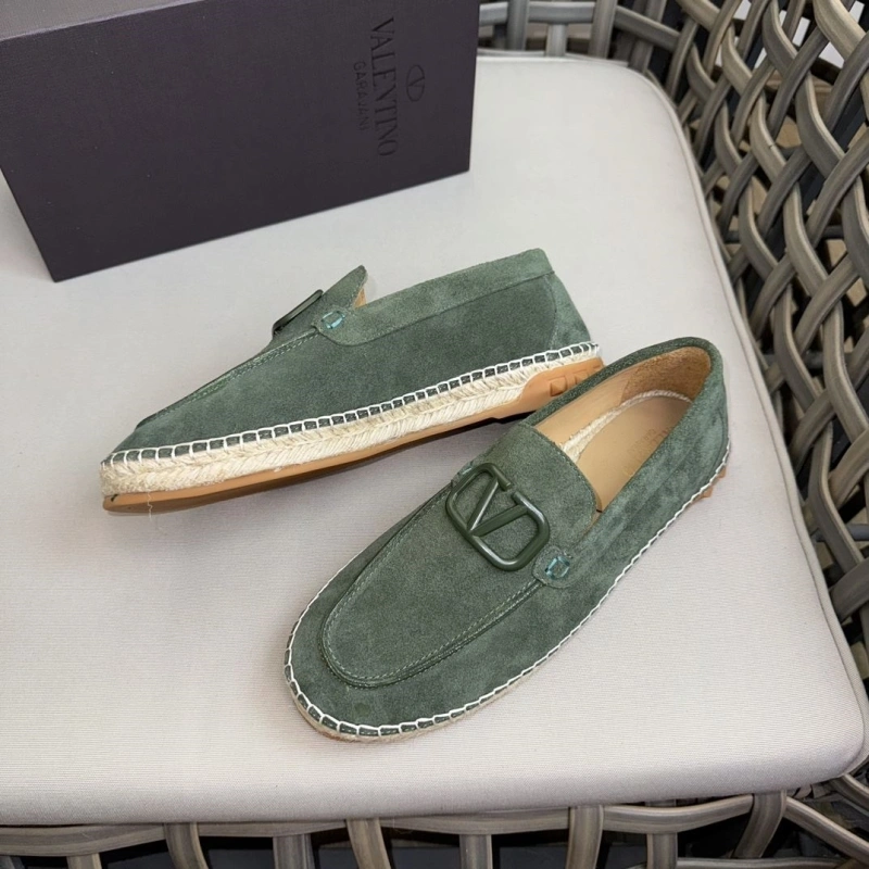Lightweight Vxlxntino Leather Shoes 231401